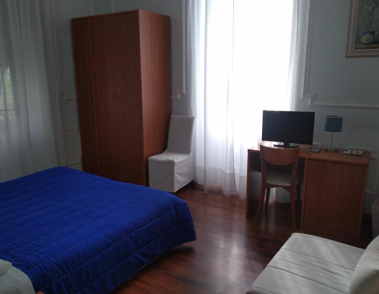 Hotel Lucciola ボルディゲーラ エクステリア 写真