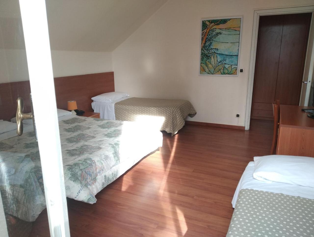 Hotel Lucciola ボルディゲーラ エクステリア 写真