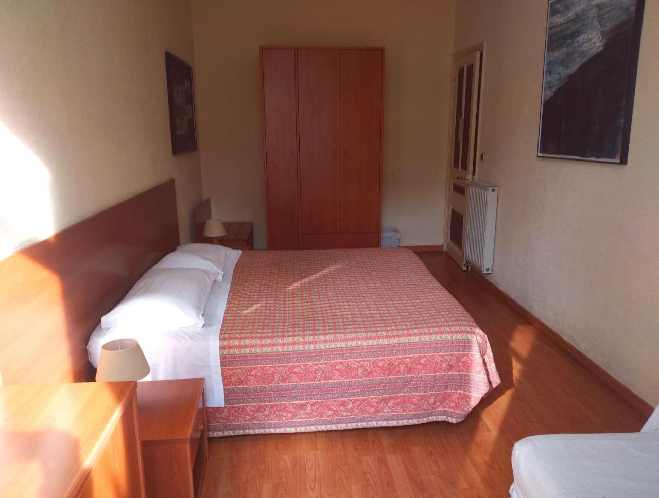 Hotel Lucciola ボルディゲーラ エクステリア 写真