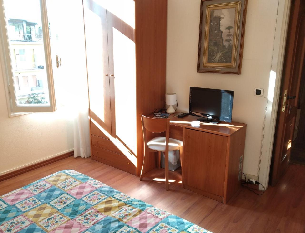 Hotel Lucciola ボルディゲーラ エクステリア 写真