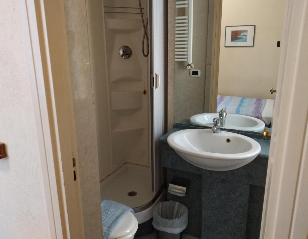 Hotel Lucciola ボルディゲーラ エクステリア 写真